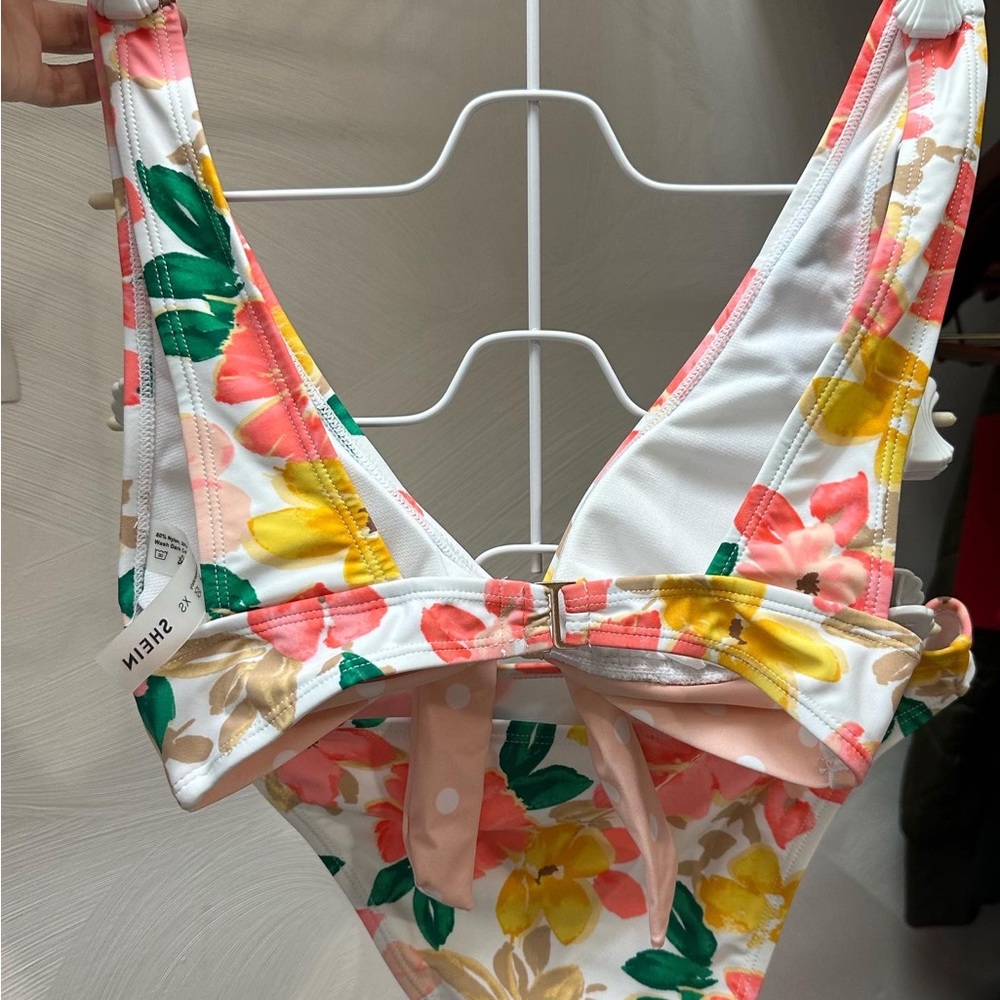 Two piece bikini set